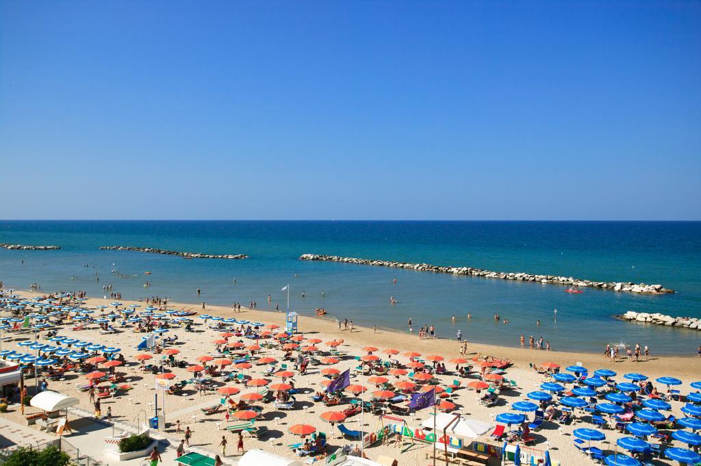 Levante 4*